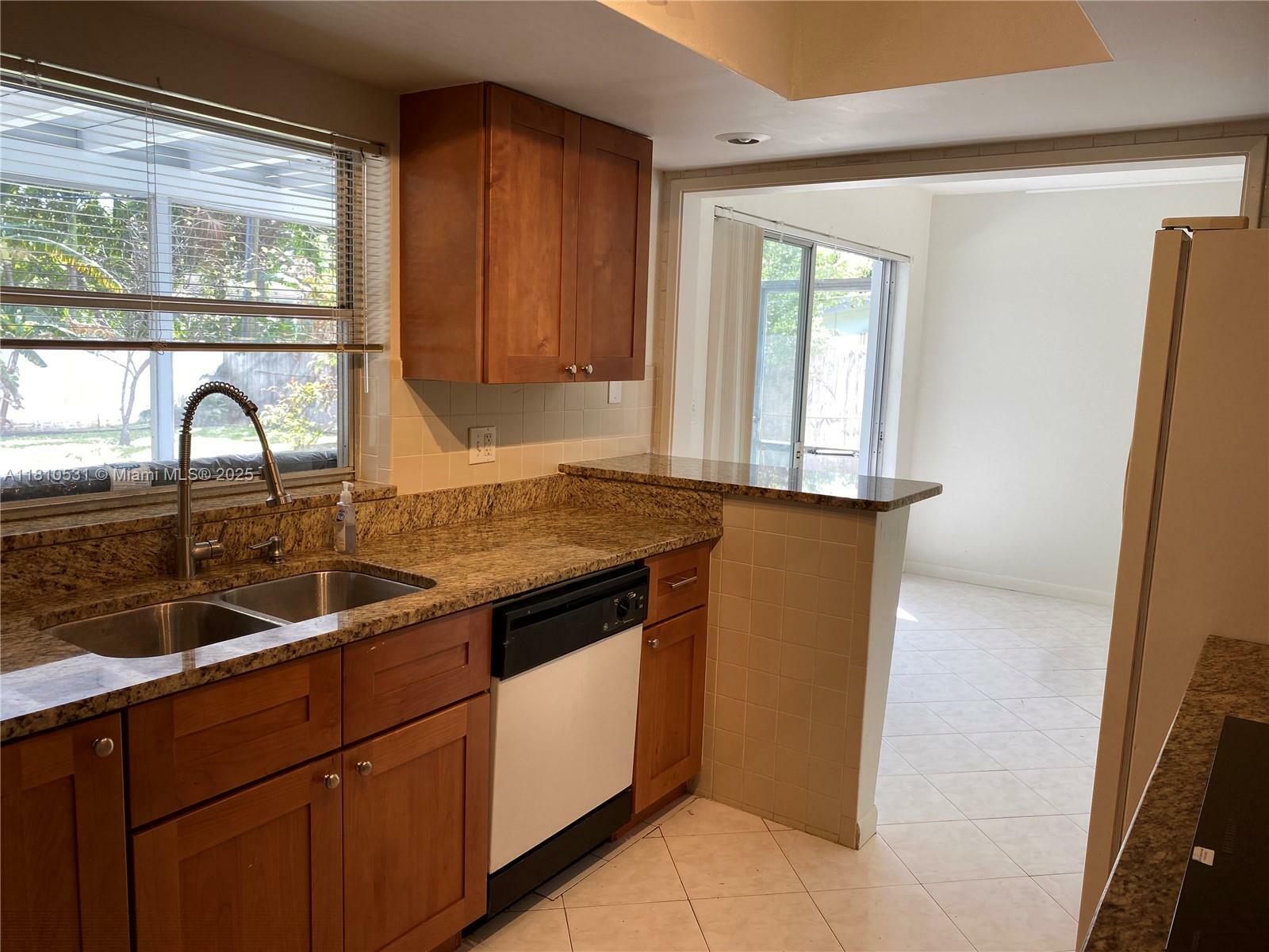 Property Photo: 928 W Camino Real 0 FL 33486