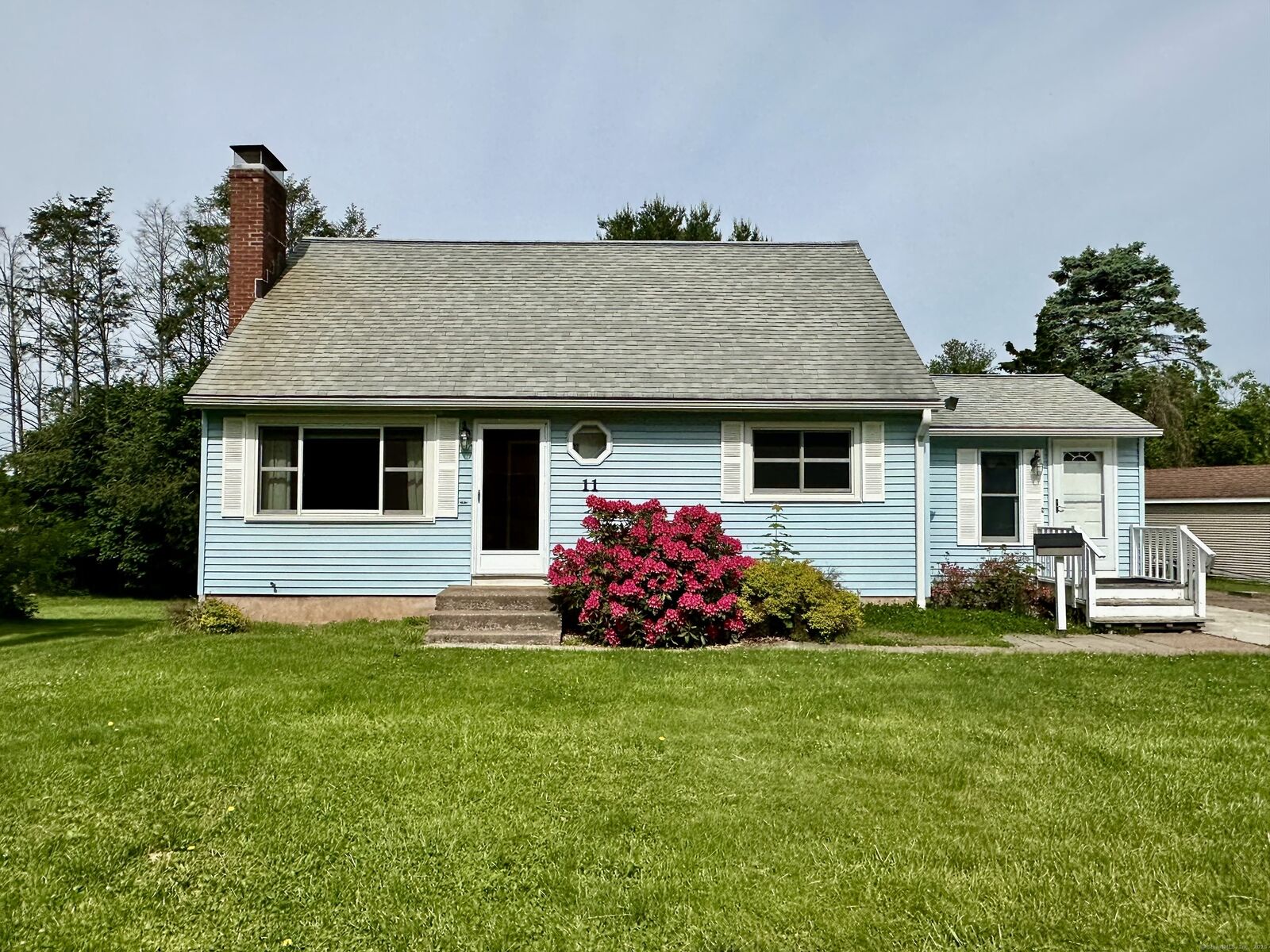 Property Photo:  11 Heidi Drive  CT 06066 