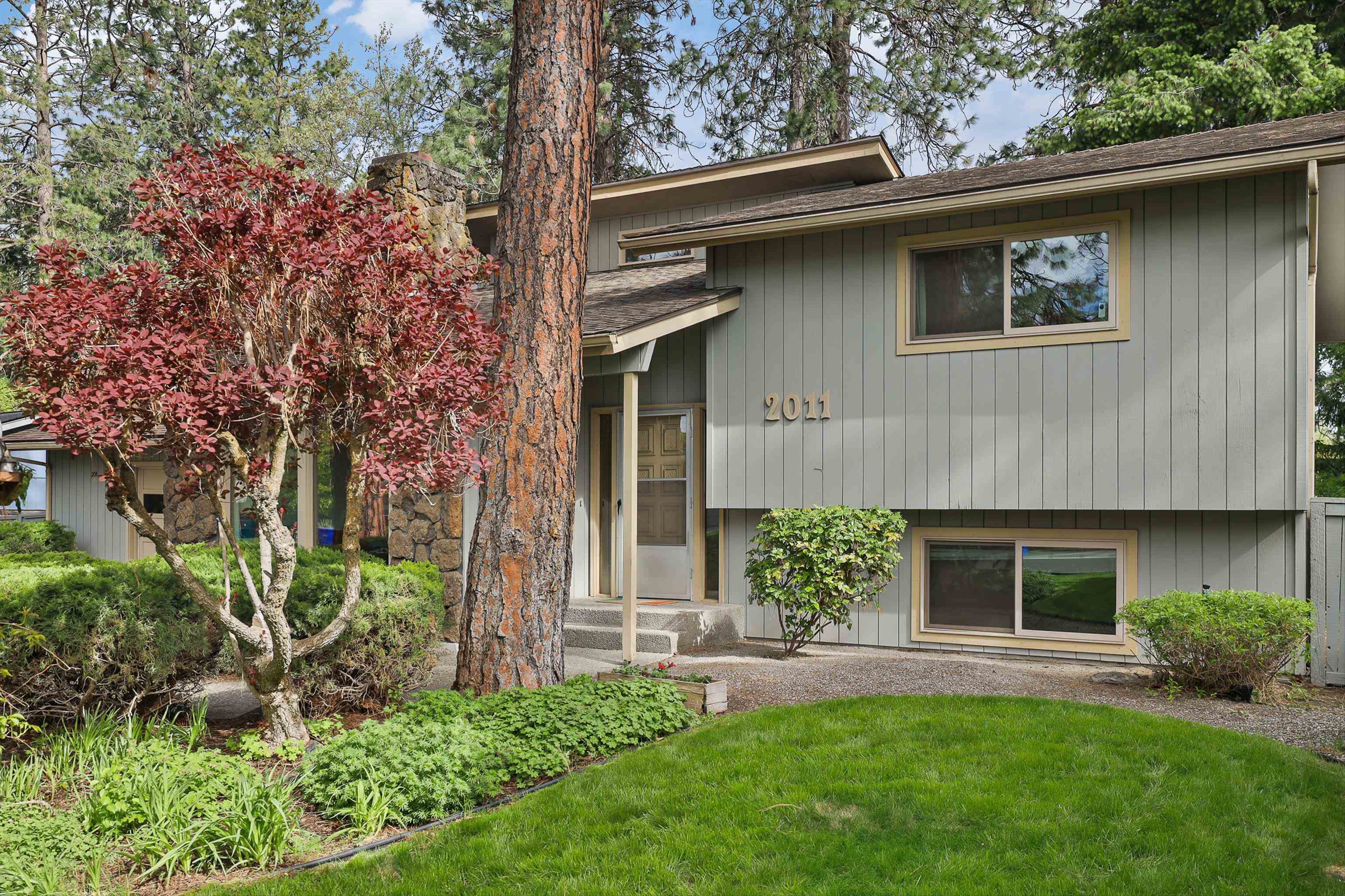 Property Photo:  2011 E 55th Ave  WA 99223 