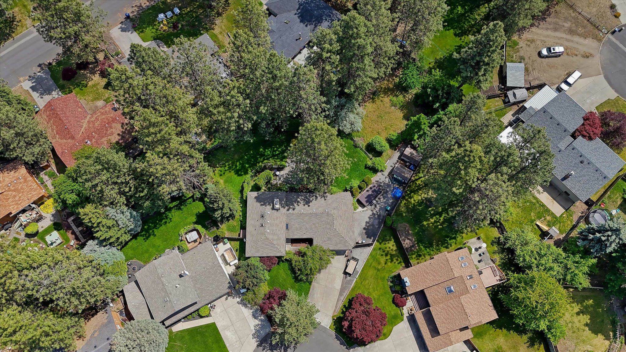 Property Photo: 8606 N Terry Ct WA 99208