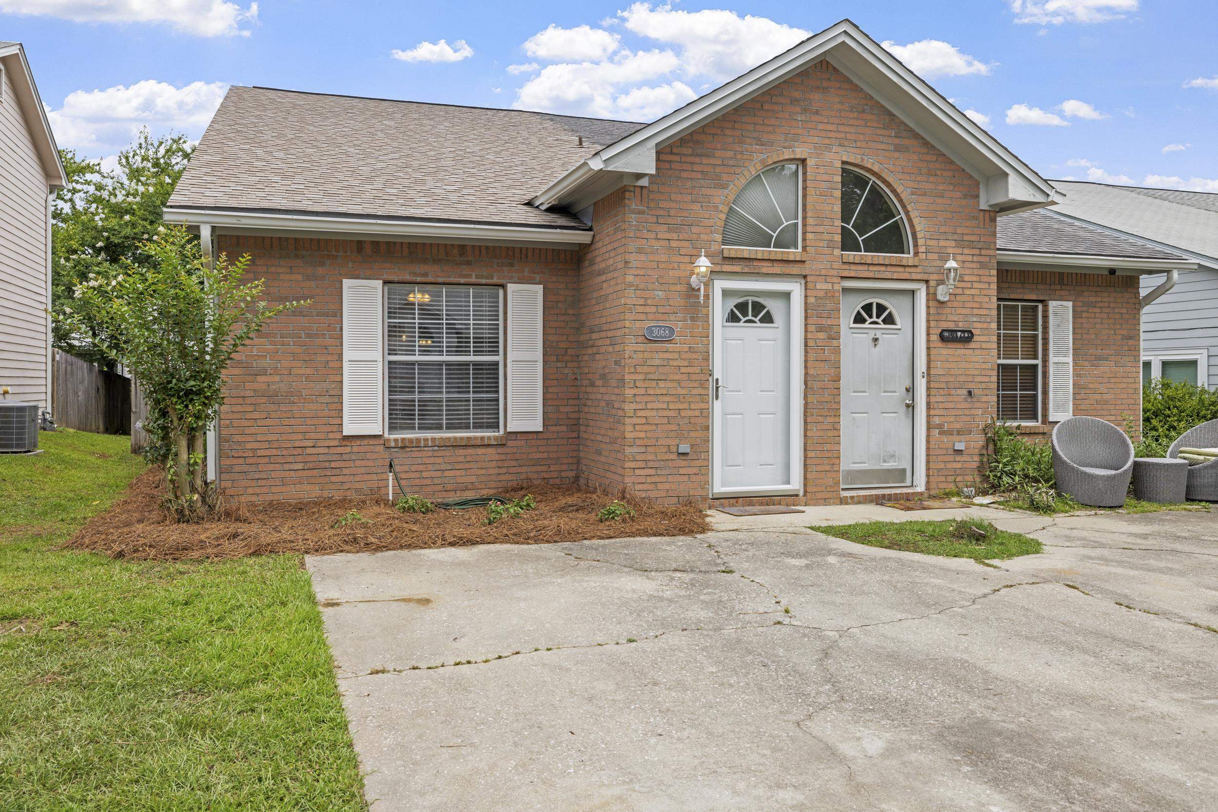 Property Photo: 3068 Royal Palm Way FL 32309