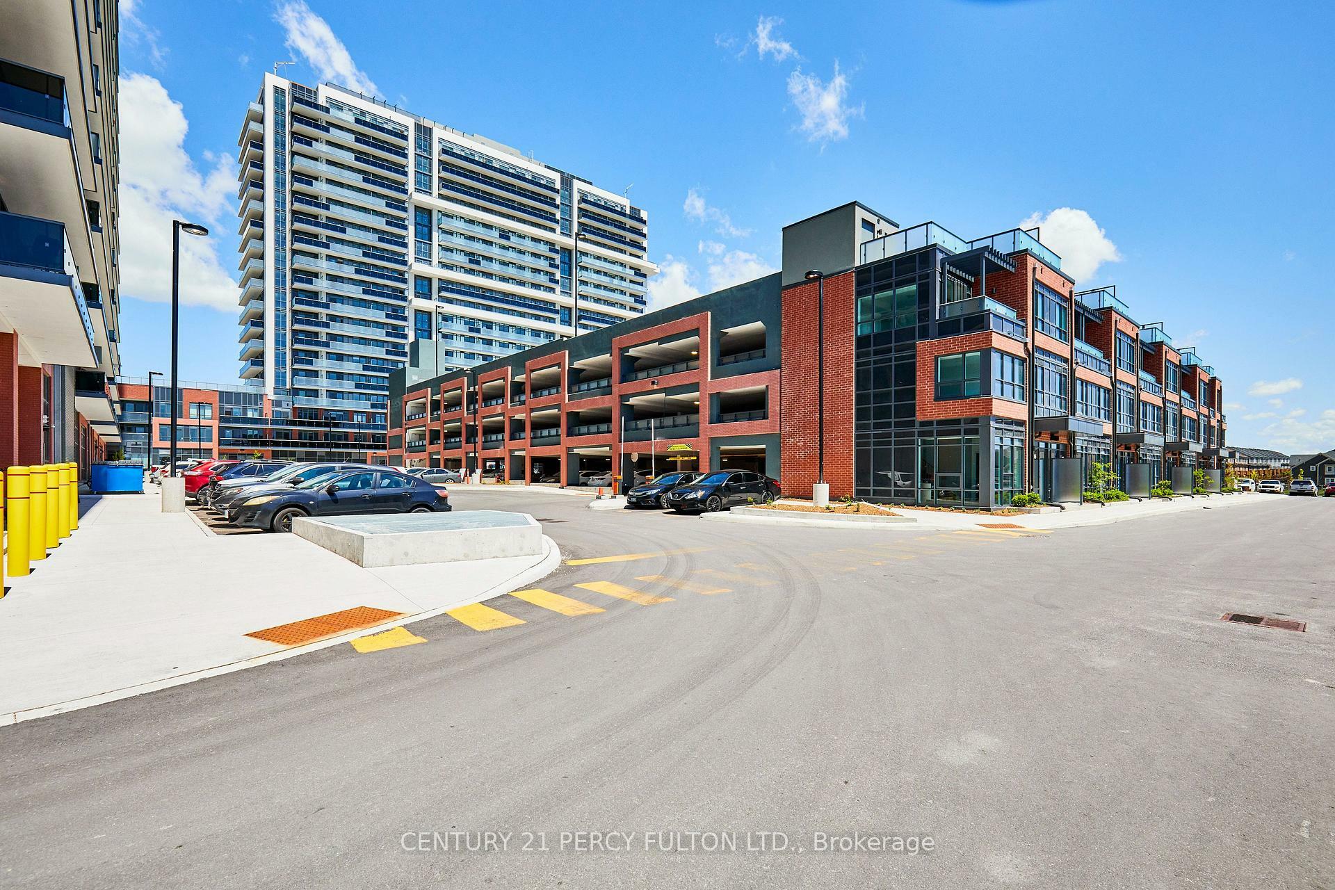 Property Photo: 2545 Simcoe Street N 2518 ON L1L 0W3