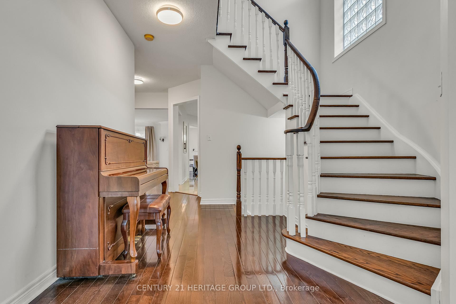 Property Photo: 224 Summeridge Drive ON L4J 8T2