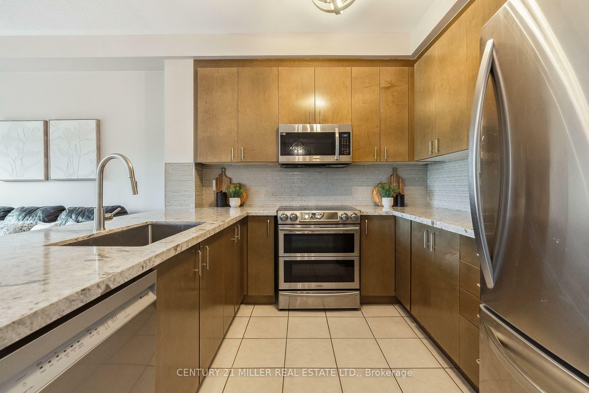 Property Photo: 2139 Fiddlers Way ON L6M 0M5