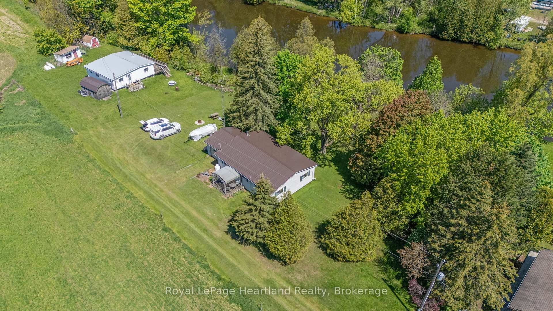 Property Photo: 48 Poechman Lane ON N0G 2V0