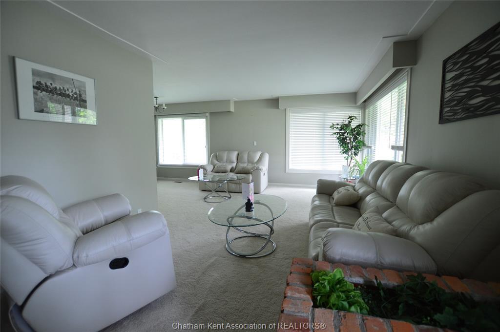Property Photo: 6 Ann Street ON N0P 2C0