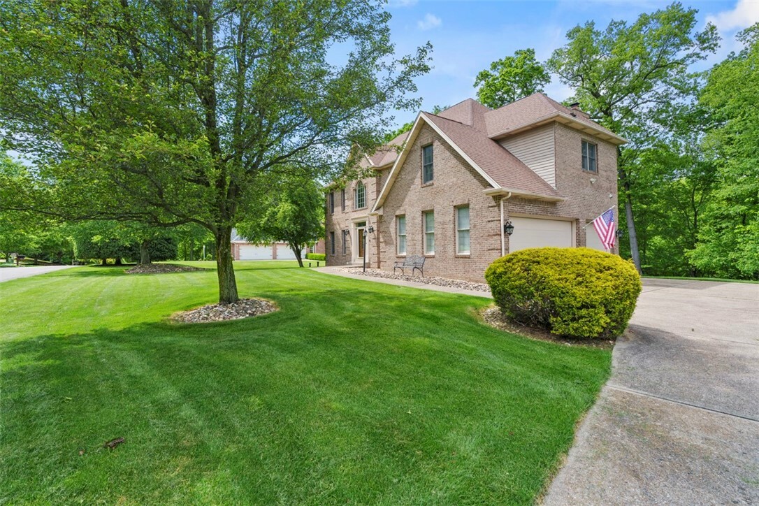 Property Photo:  119 Crystal Springs Dr  PA 16066 