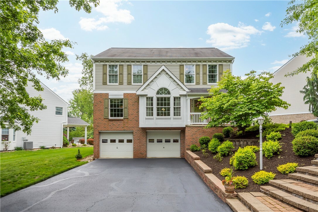 5743 Villahaven Dr  Bethel Park PA 15236 photo