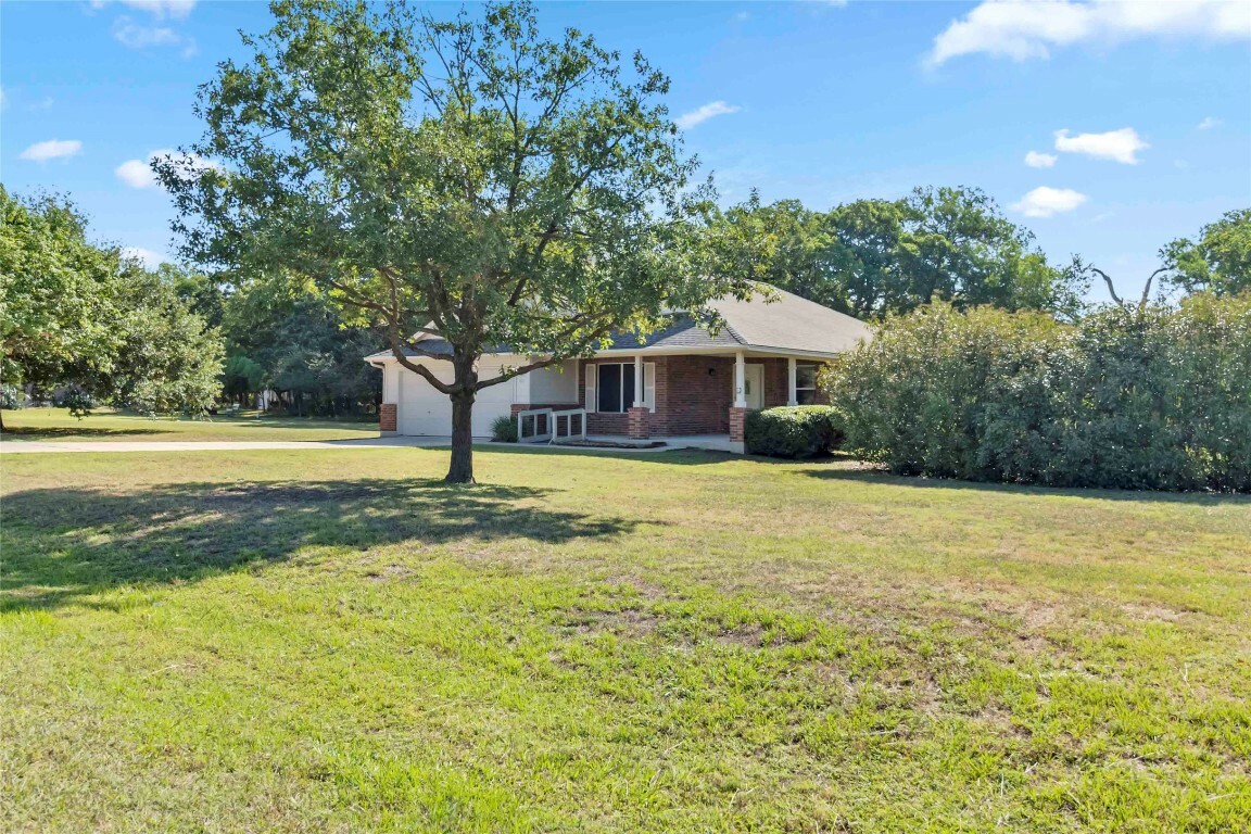 Property Photo: 201 Murchison Drive TX 78612