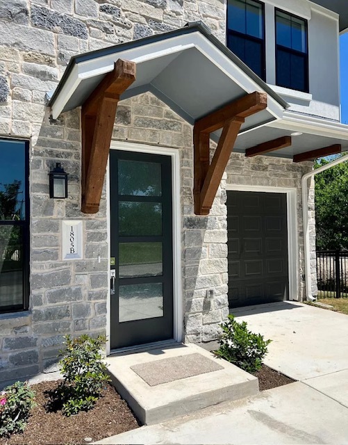 Property Photo: 1805 S Pine Street B TX 78626