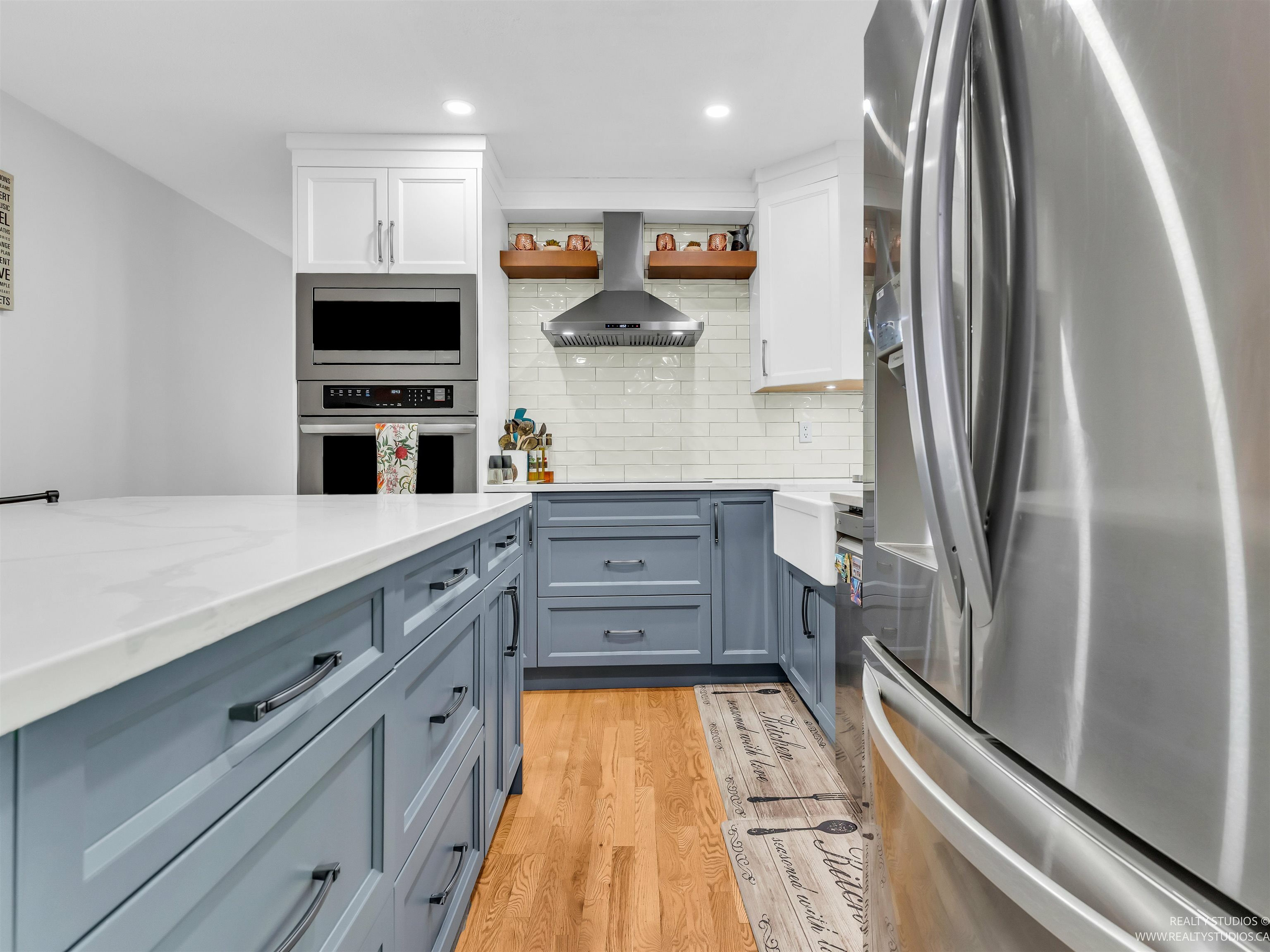 Property Photo: 2998 Robson Drive 120 BC V3E 2X6