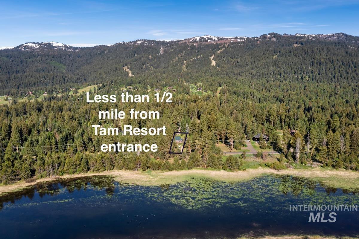 Property Photo: 2163 W Mountain Rd ID 83615