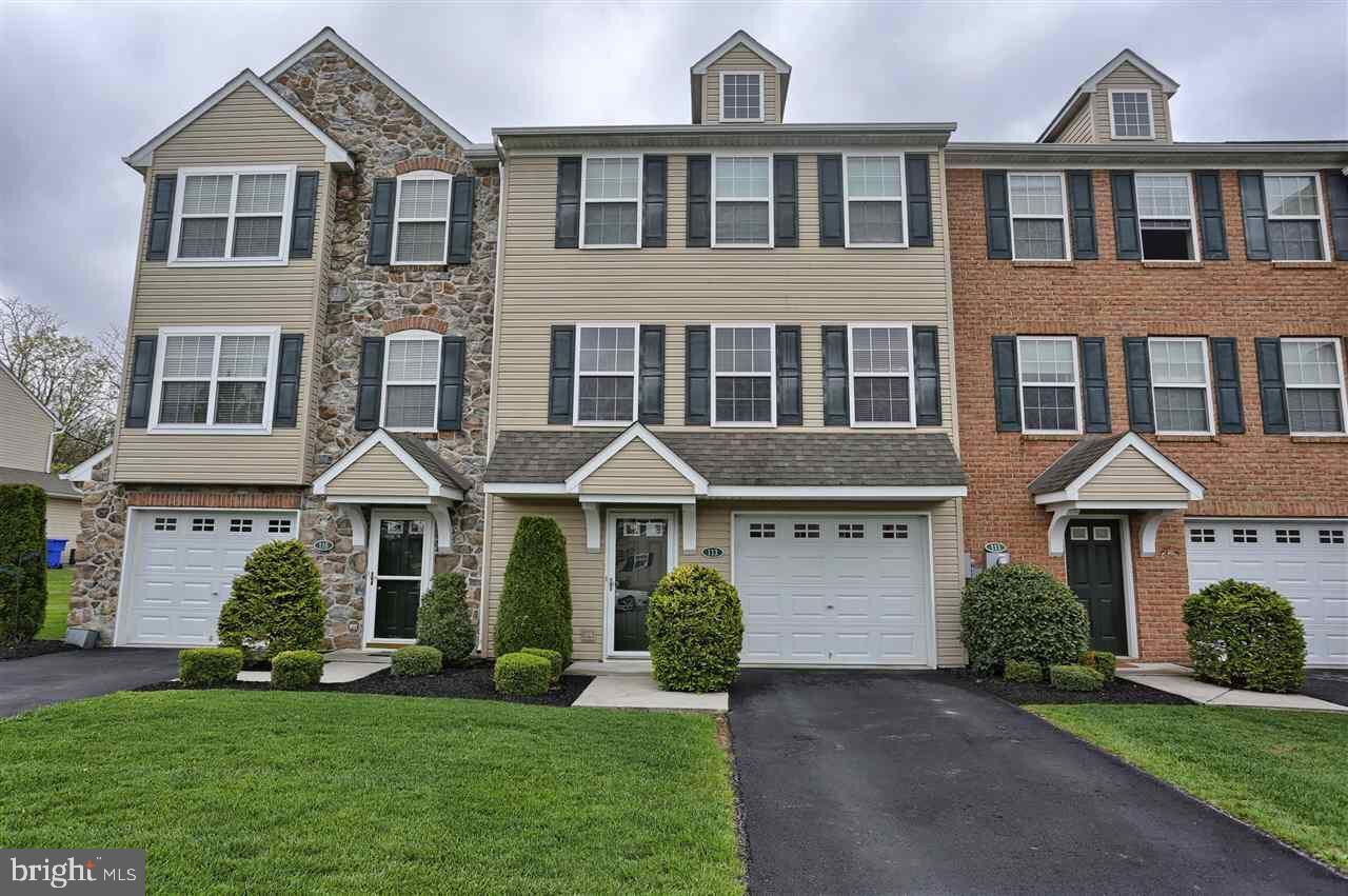 Property Photo: 113 Westpoint Drive PA 17013