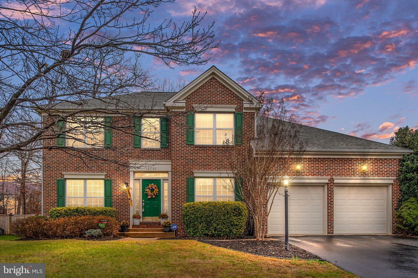Property Photo: 13731 Bridlewood Drive VA 20155