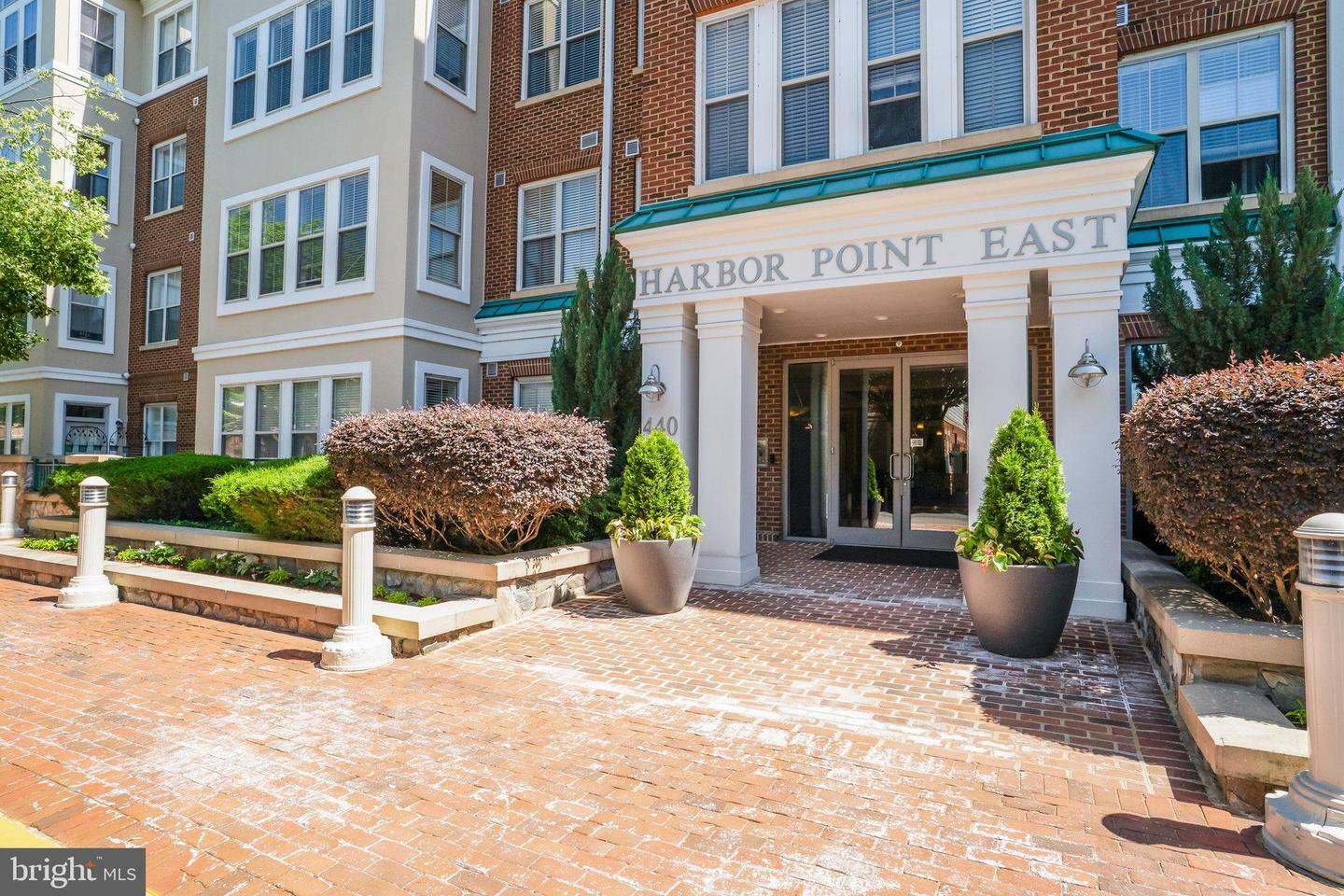 Property Photo:  440 Belmont Bay Drive 406  VA 22191 