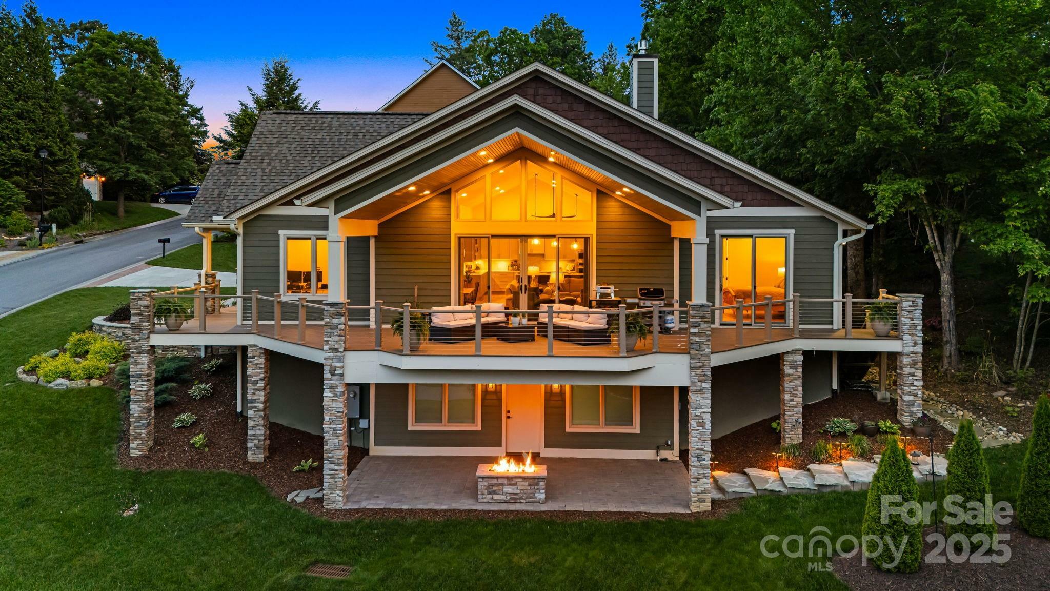 Property Photo: 15 Ledgestone Drive NC 28730