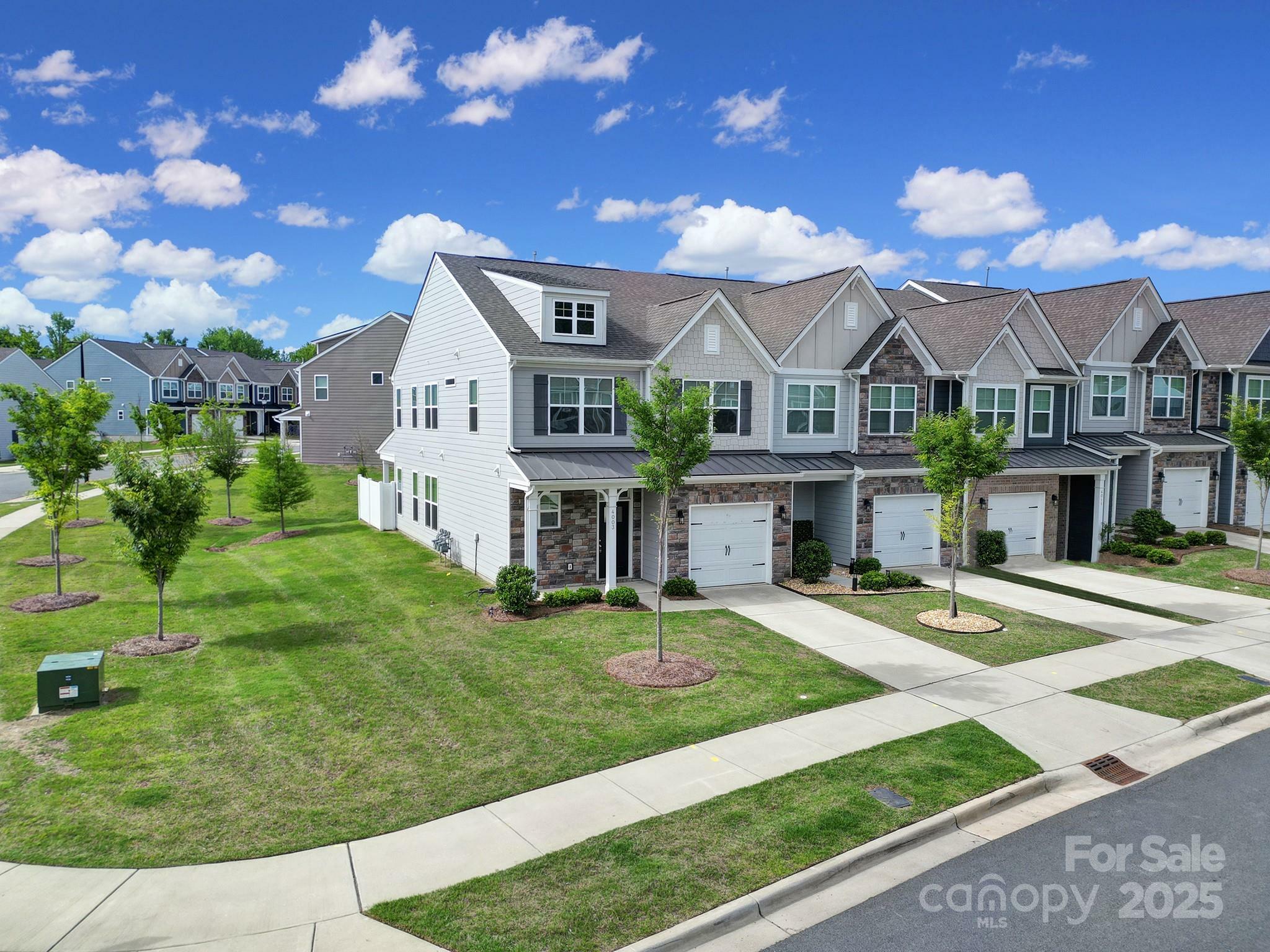 Property Photo: 4003 Rothwood Lane NC 28075