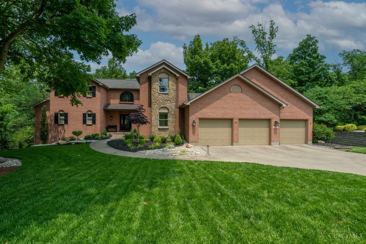 Property Photo: 5146 Mountview Court OH 45011