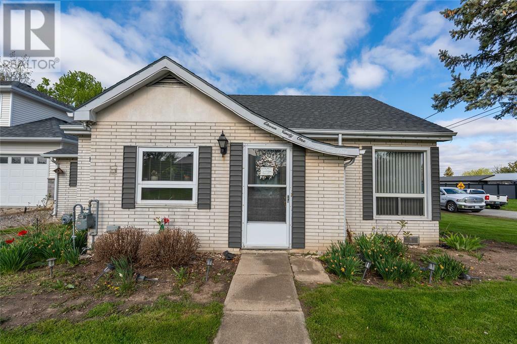 Property Photo: 1191 Emily Street ON N0N 1M0