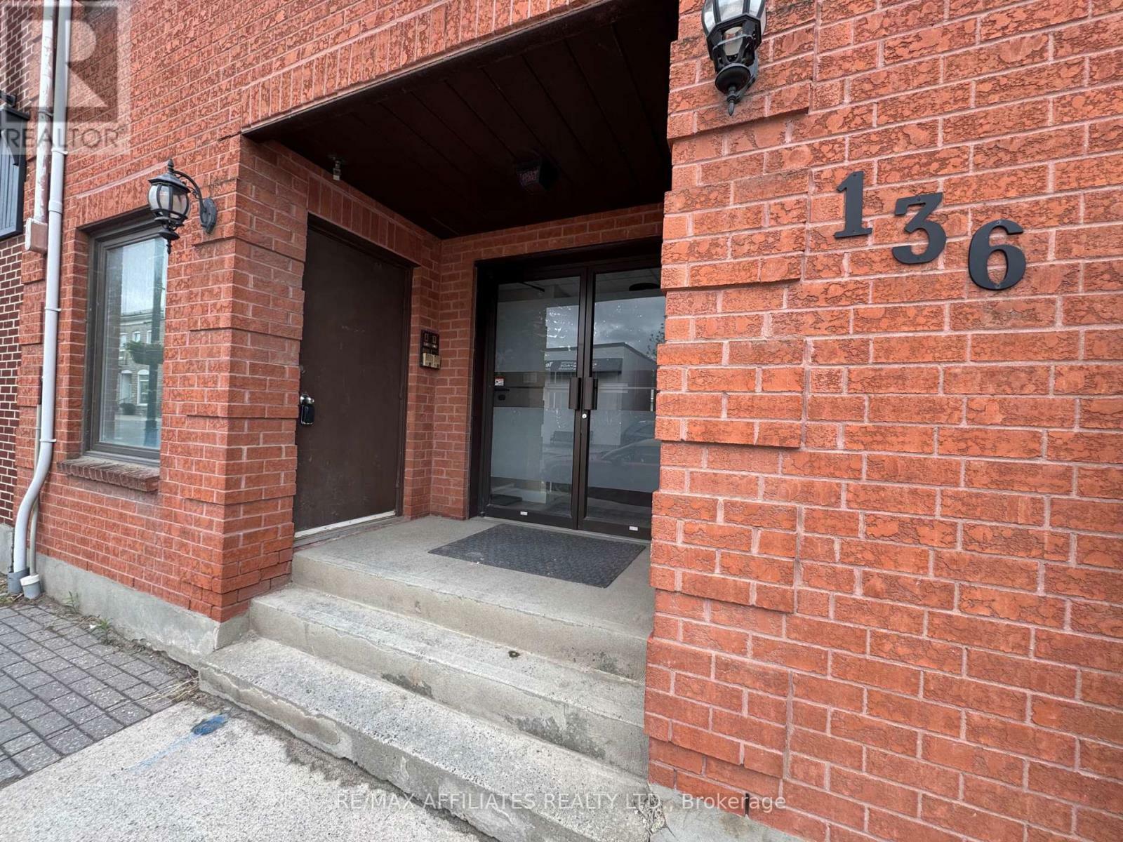 Property Photo: 136 Prescott Street B ON K0G 1J0