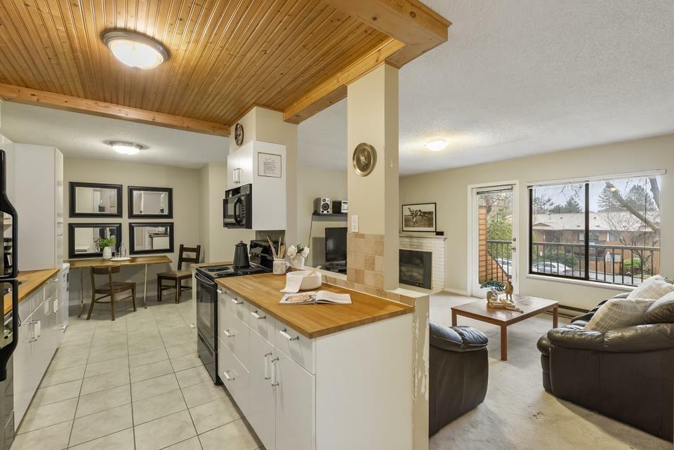 Property Photo: 10620 150 2207 BC V3R 7K3