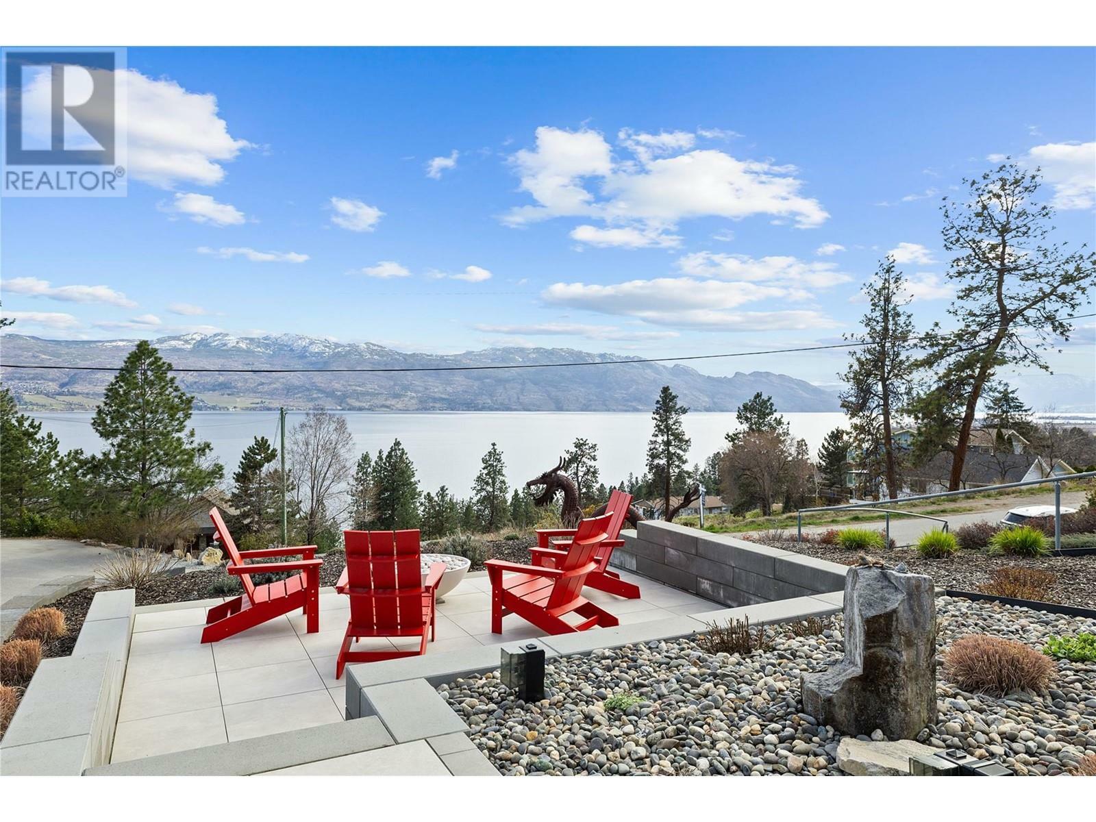 Photo de la propriété: 3271 King Road BC V1Z 2B6