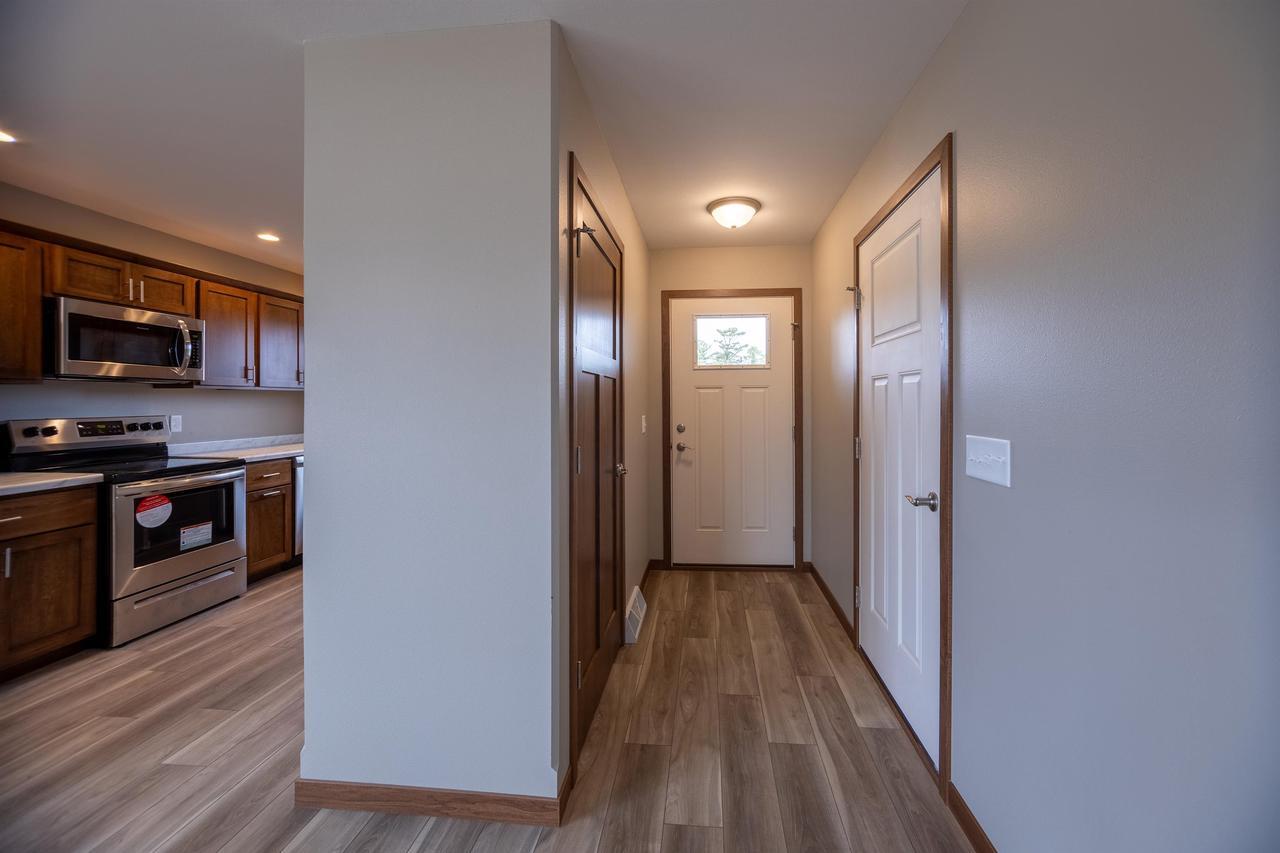 Property Photo:  2204 South Ironwood Avenue  WI 54449 