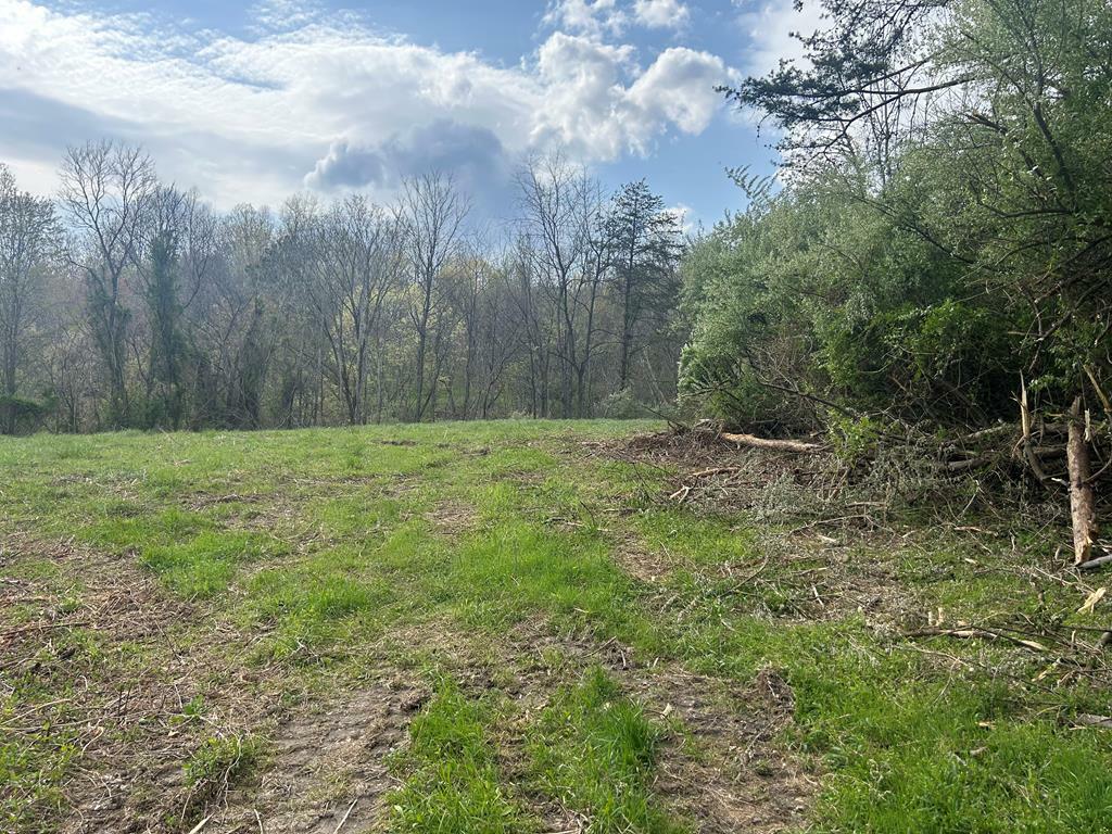 Property Photo:  4896 Ky Rt 689  KY 41219 