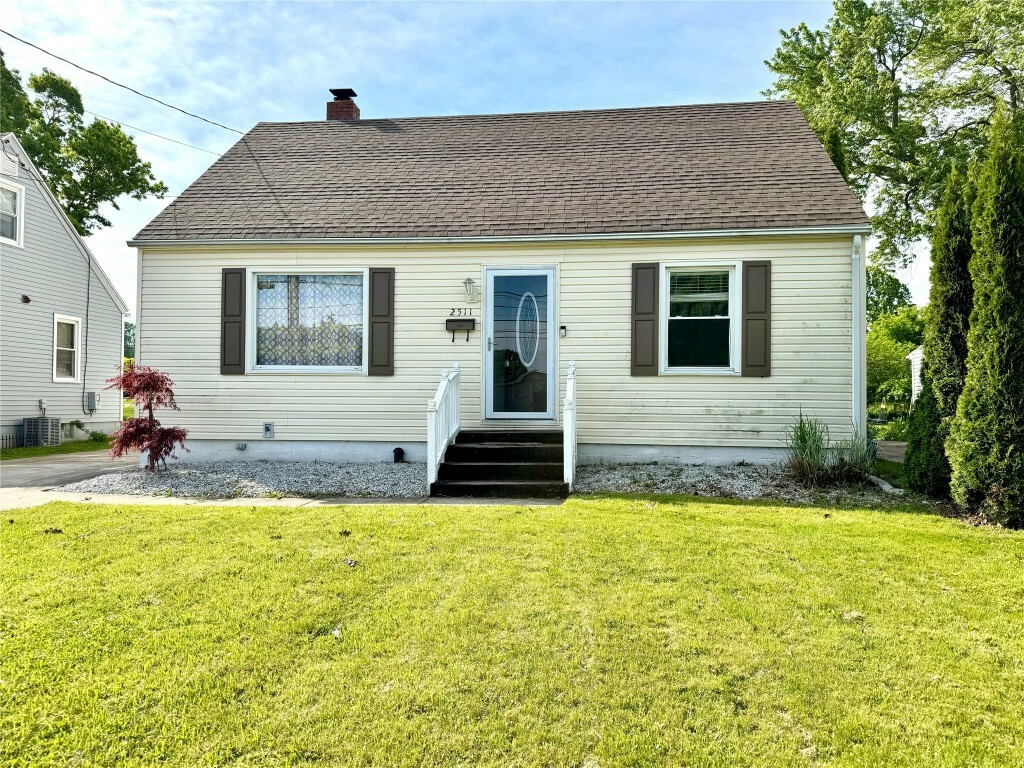 2511 W 32nd Street  Erie PA 16506 photo