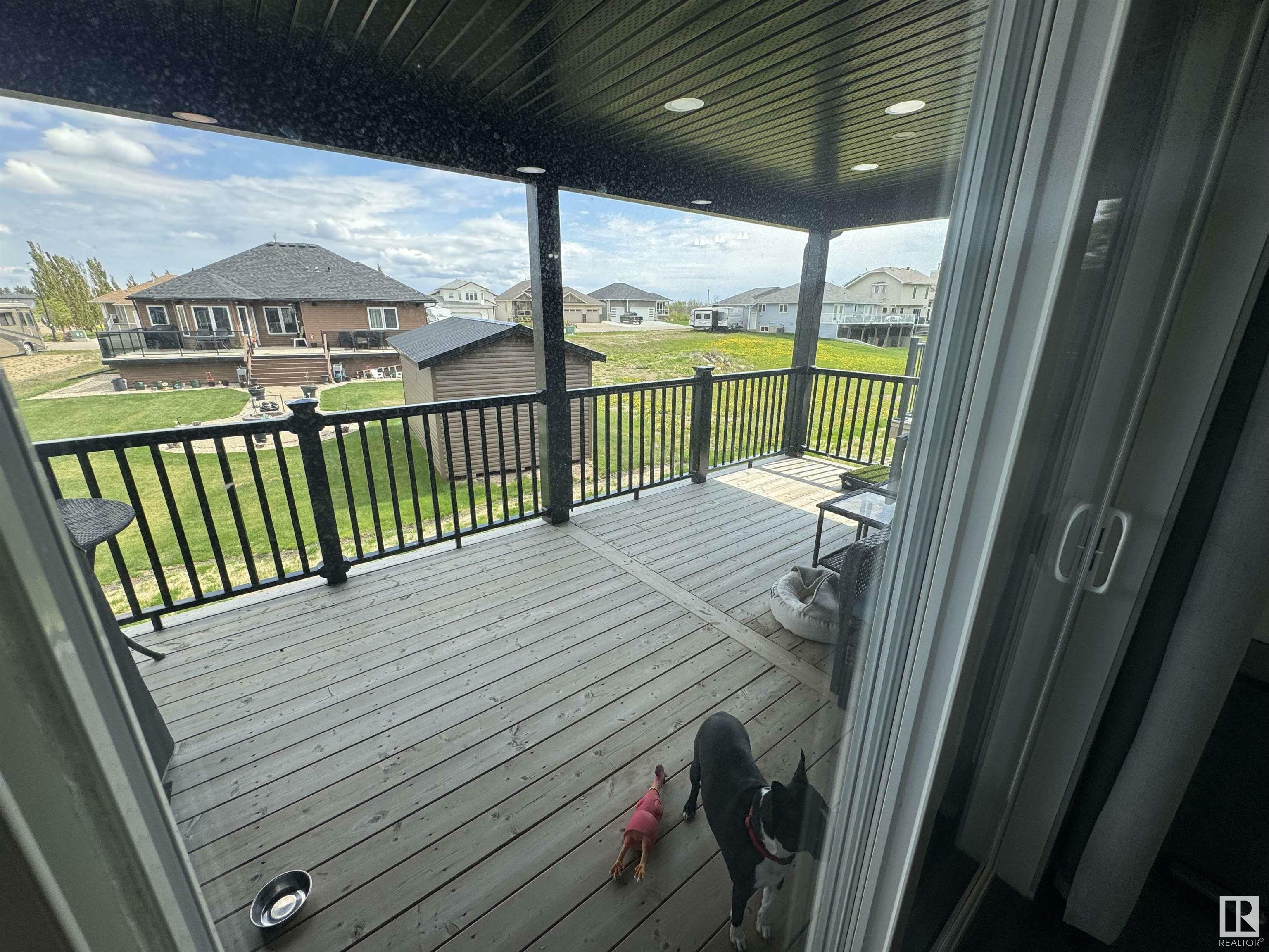 Property Photo: 8 Whitetail Cove AB T0B 3H0
