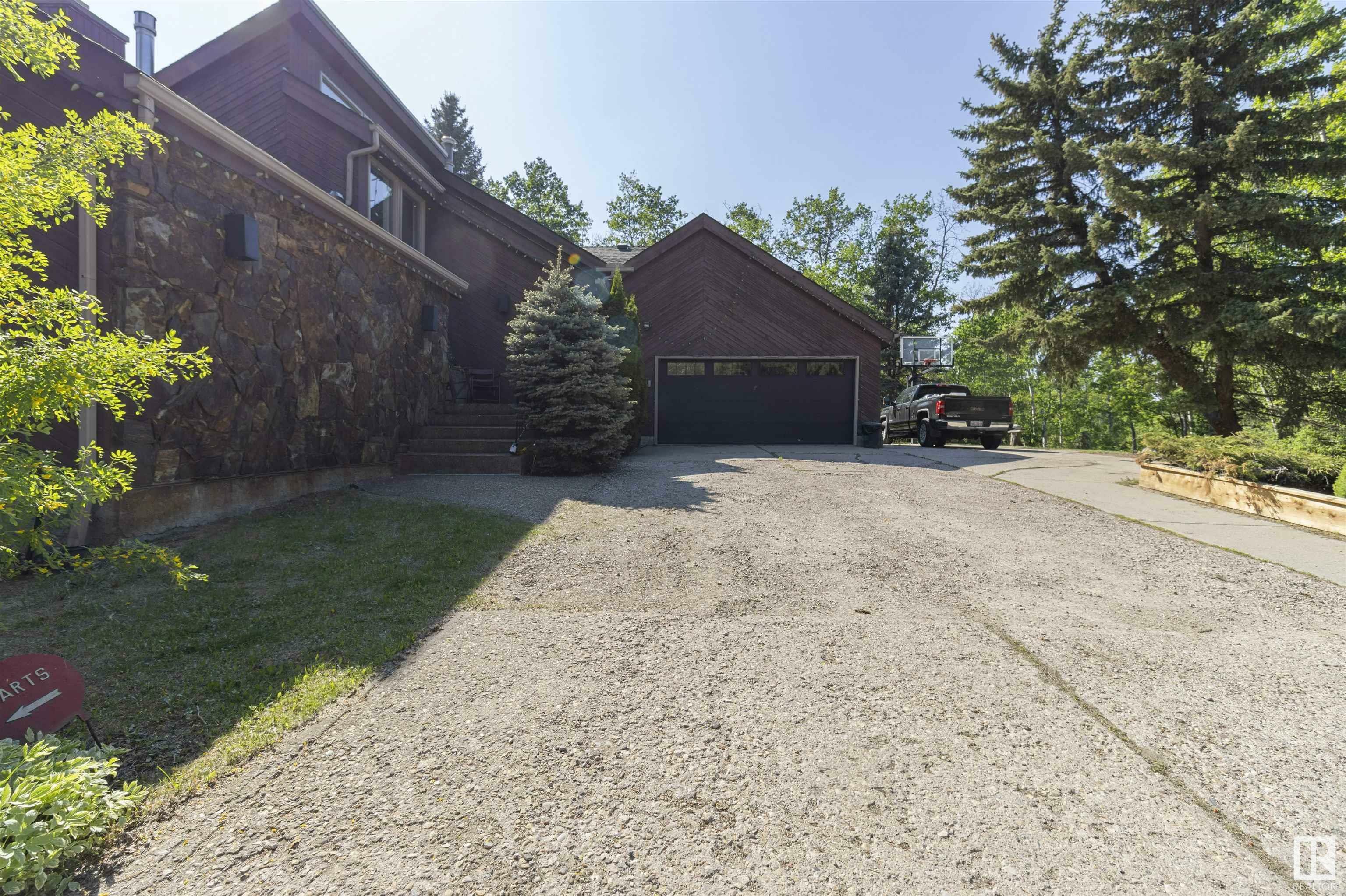 Property Photo: 52152 Rge Road 225 254 AB T8C 1C6