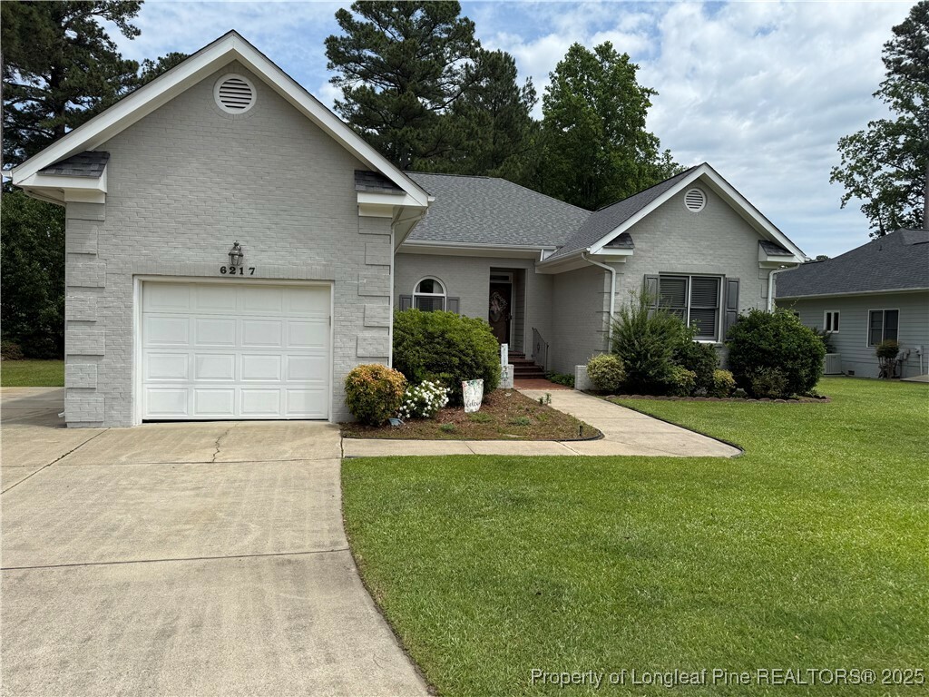 Property Photo: 6217 Falkland Court NC 28311