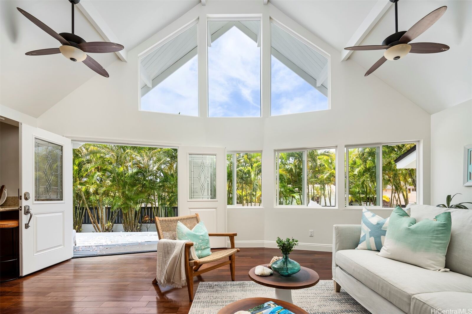 Property Photo:  4356 Aukai Avenue  HI 96816 