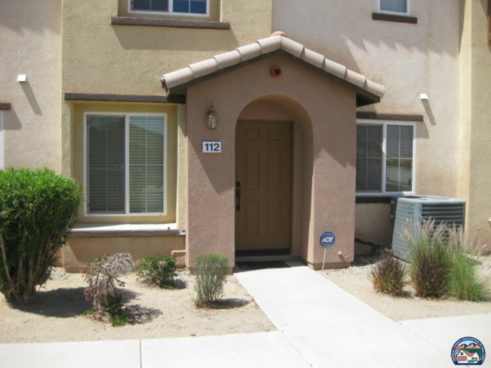 Property Photo: 642 W Brewer Rd 112 CA 92251