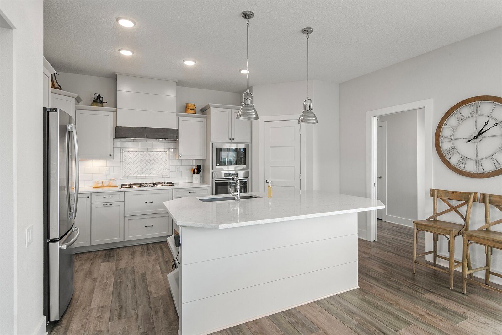 Property Photo: 1322 NE 45th Street IA 50021