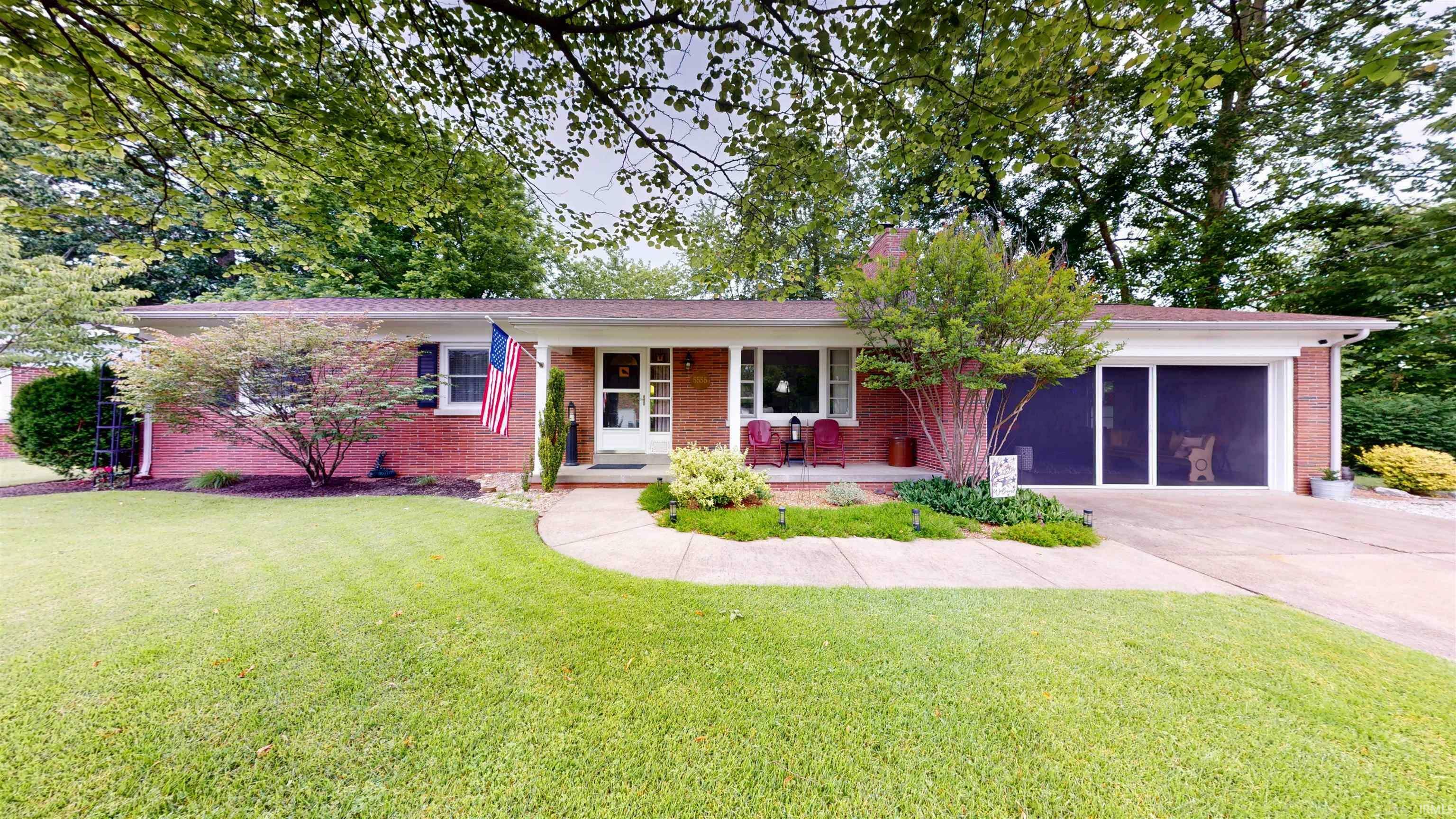 Property Photo: 5555 Burdette Lane IN 47630