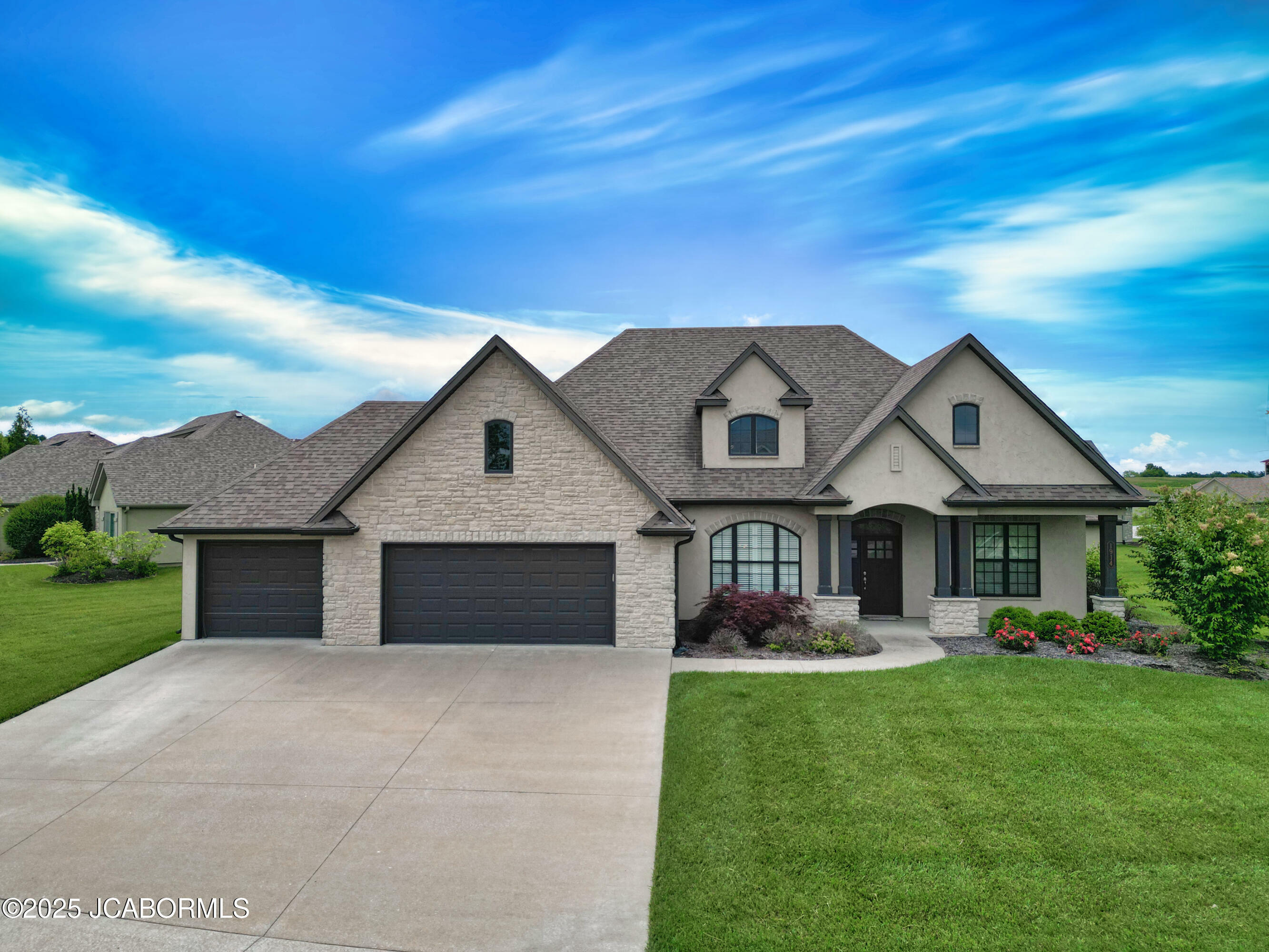 Property Photo:  1914 Lasso Circle  MO 65201 