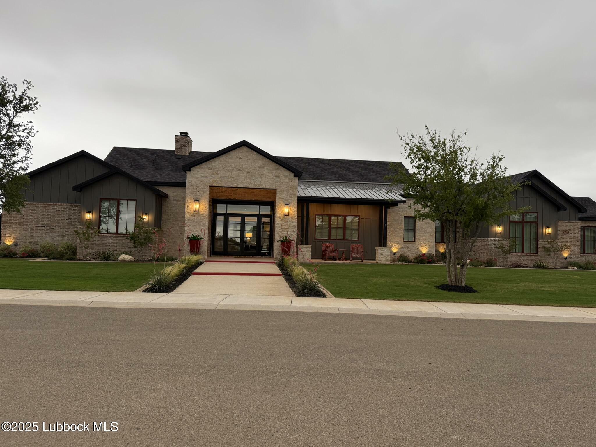 Property Photo: 7733 46th Street TX 79407
