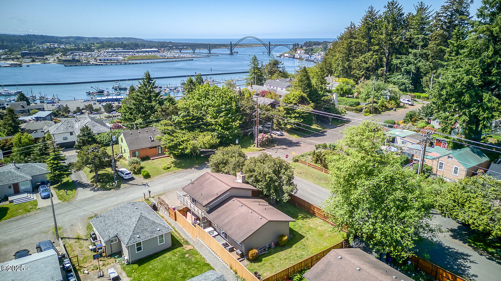 Property Photo: 605 SE 2nd Street OR 97365
