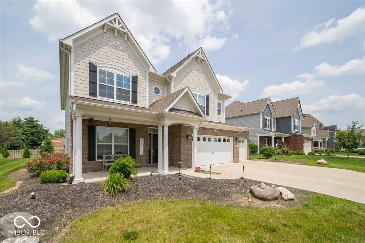 Property Photo: 1220 Greenwood Station Boulevard IN 46143