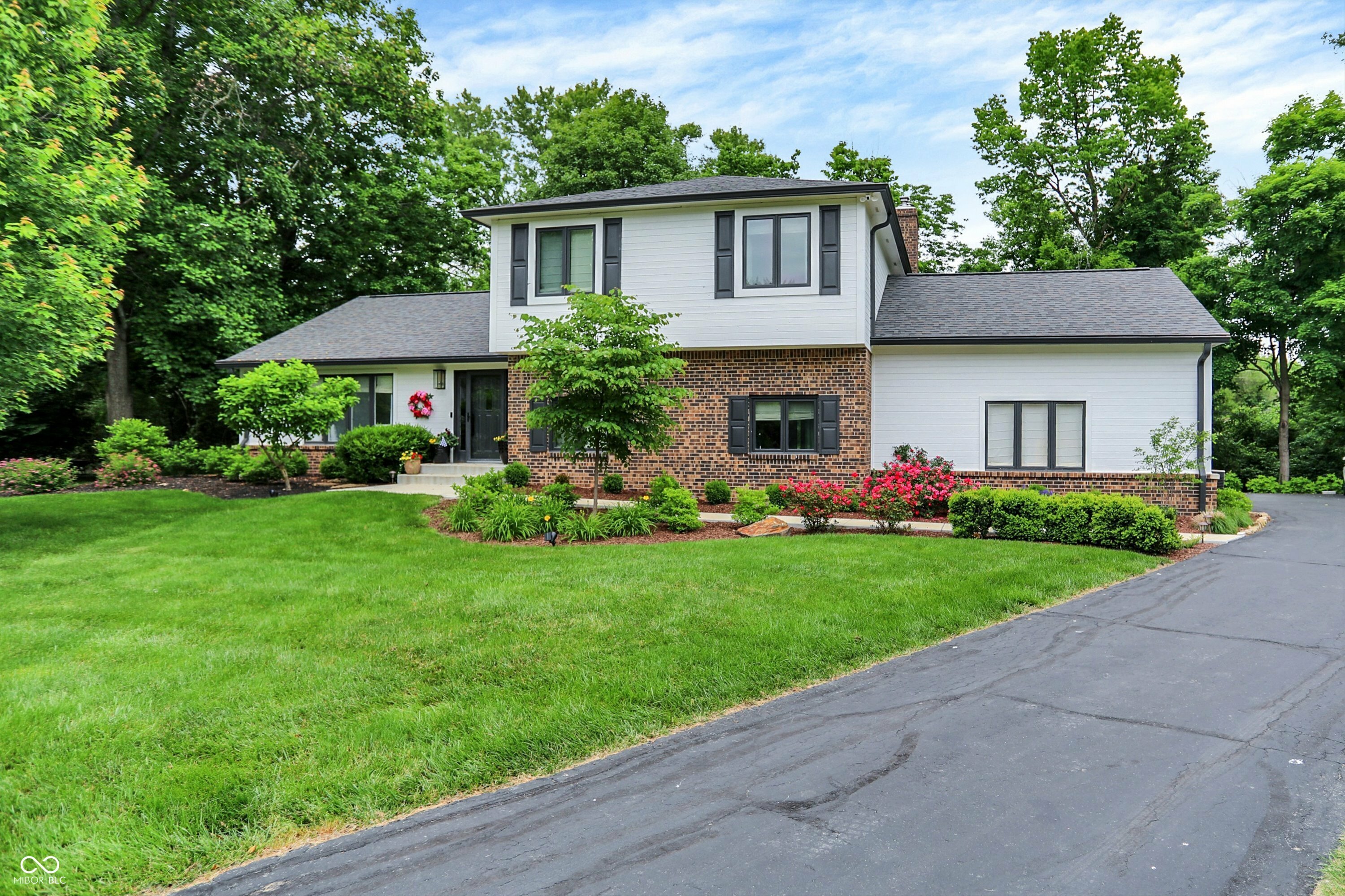 Property Photo: 7255 Haverhill Court IN 46250