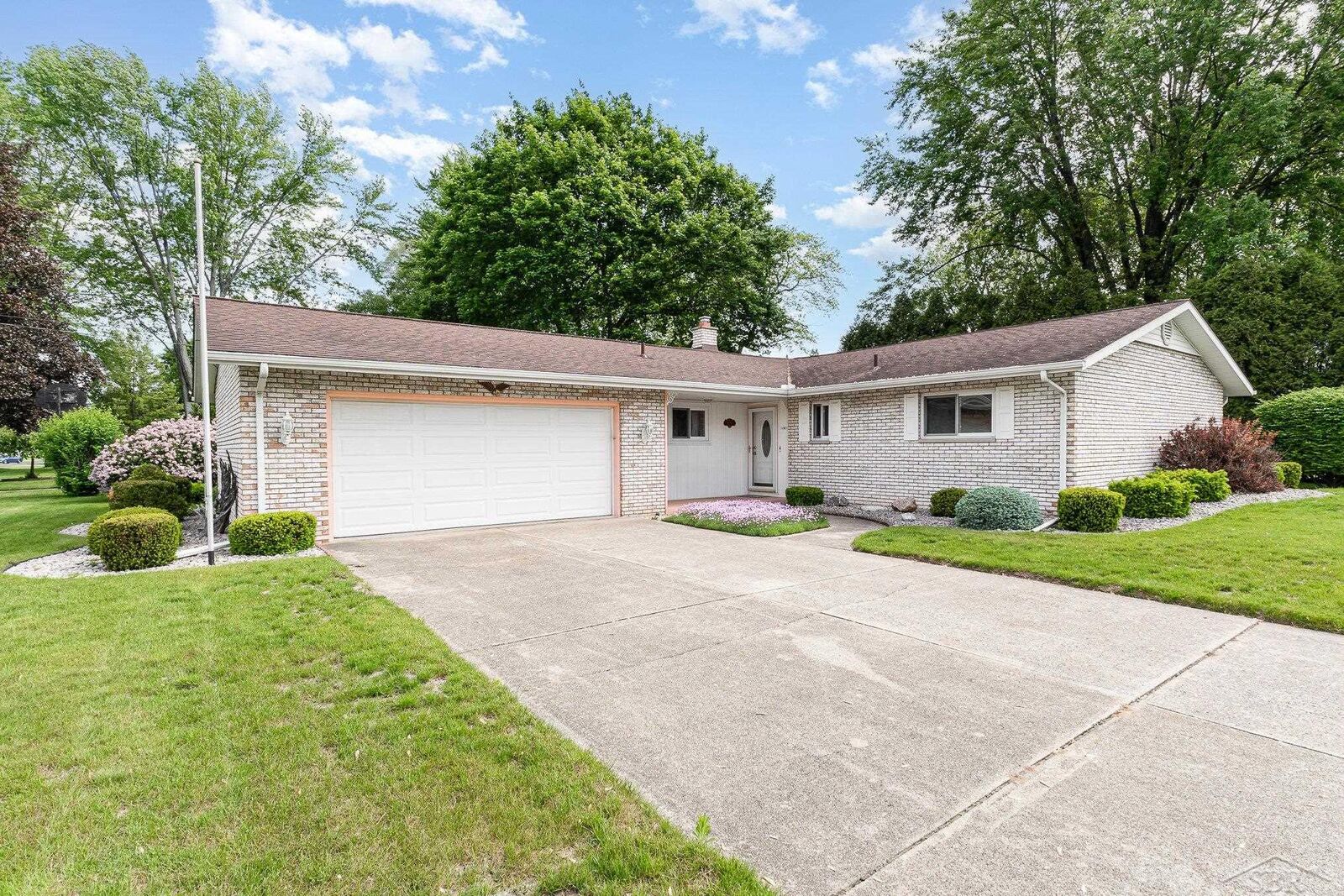 Property Photo: 4900 Schneider Street MI 48638