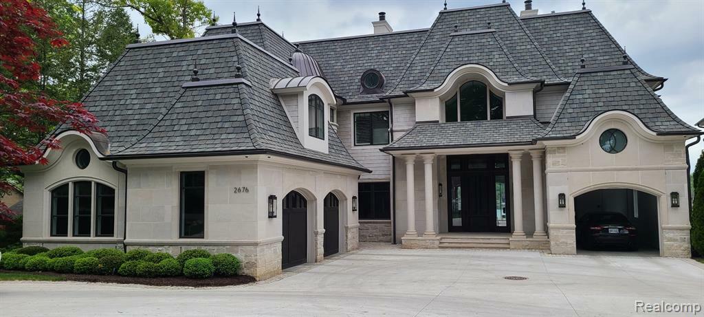 Property Photo: 2676 Lari Court MI 48324 2226