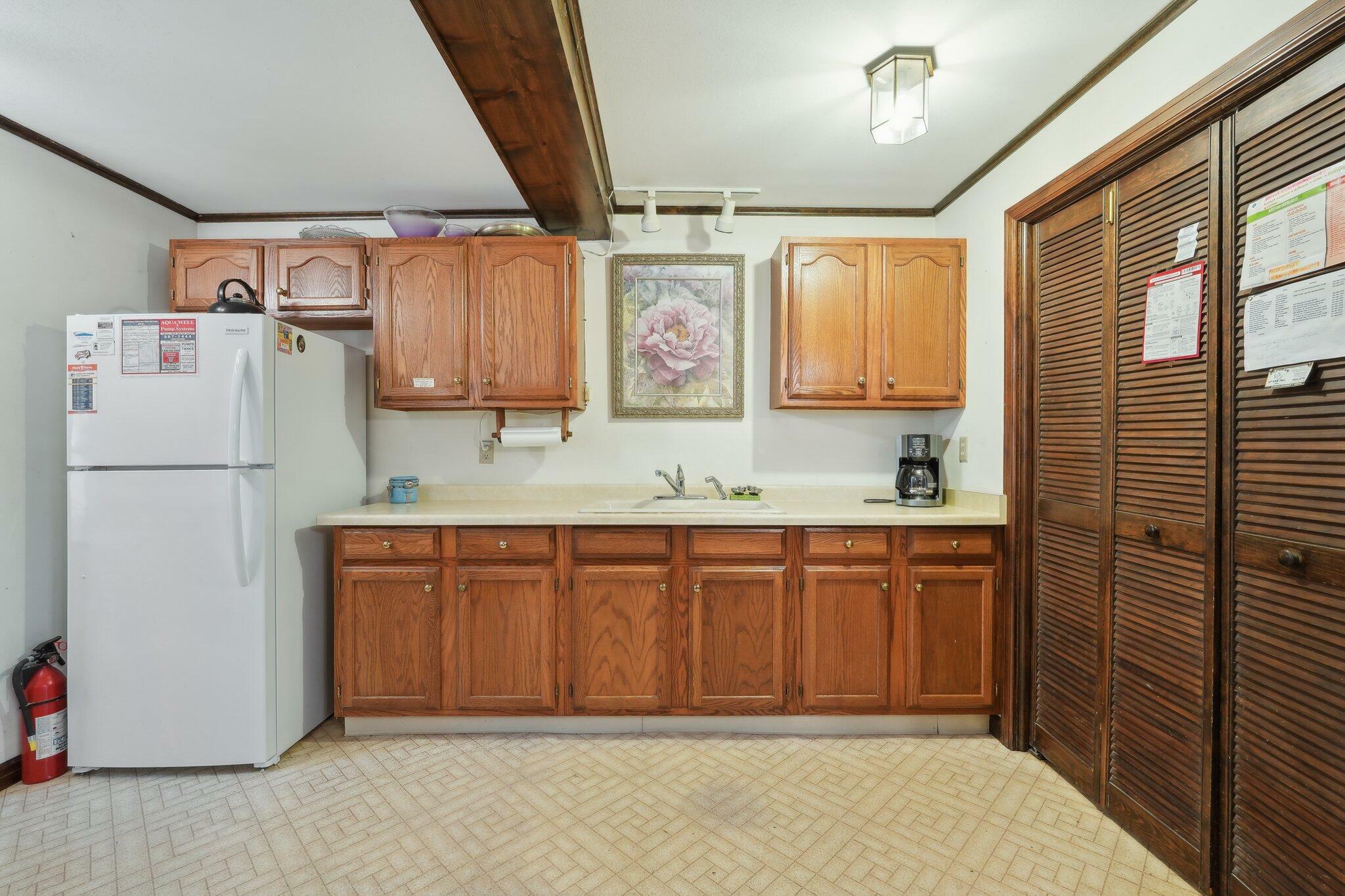 Property Photo: 954 N Dousman Rd WI 53066