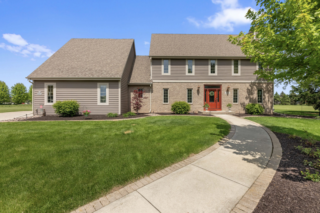 Property Photo: N73w30315 Polo Ct WI 53029