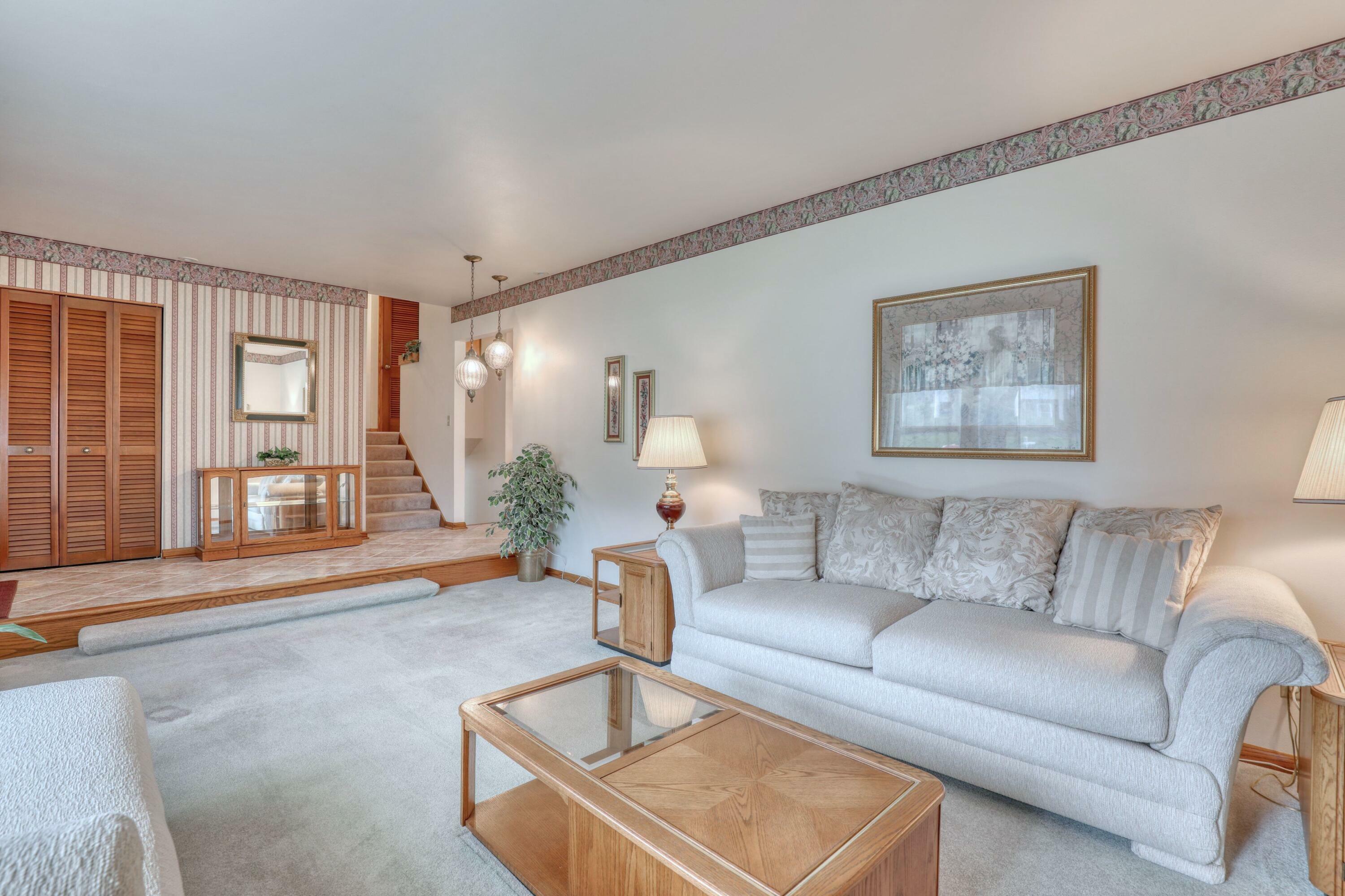 Property Photo: 2050 Mt Kisco Dr WI 53122