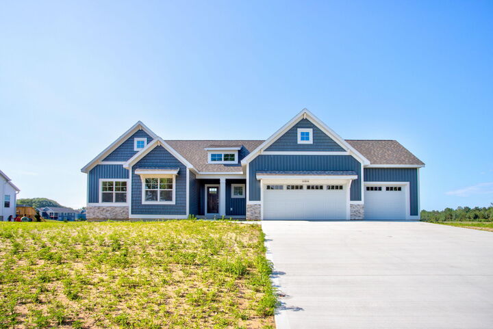14984 Fillmore Street  West Olive MI 49460 photo