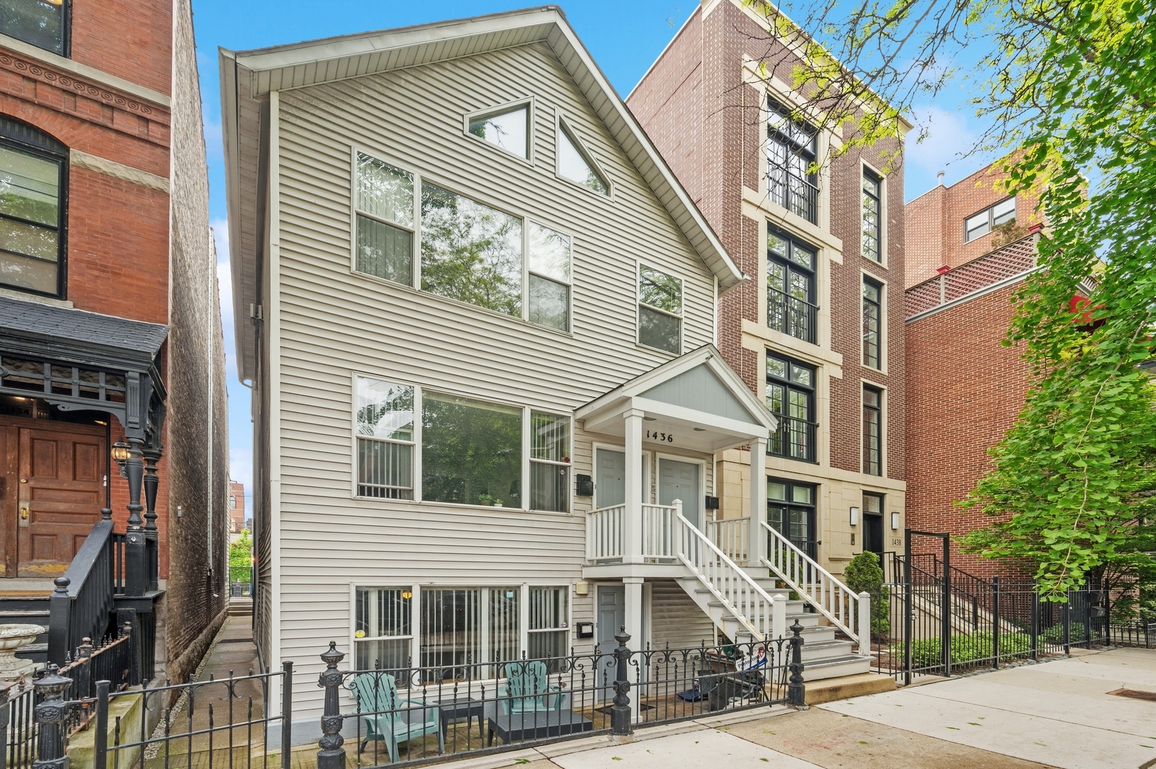 Property Photo: 1436 N North Park Avenue 2 IL 60610