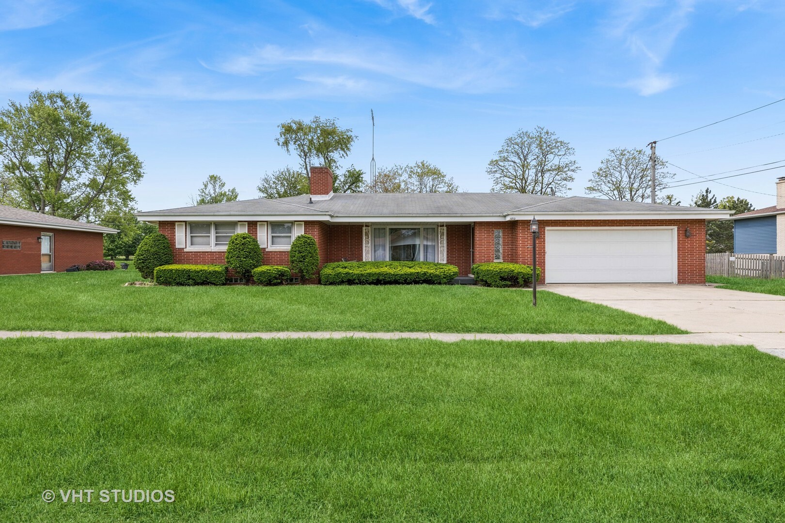 Property Photo:  452 Miller Street  IL 60401 