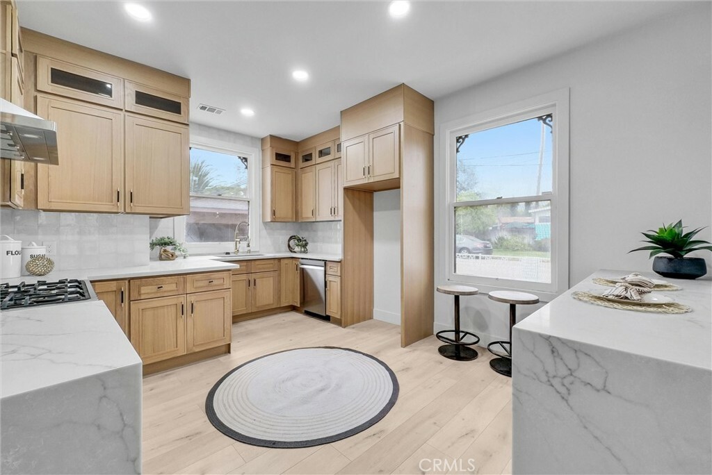 Property Photo:  239 N San Antonio Avenue  CA 91786 
